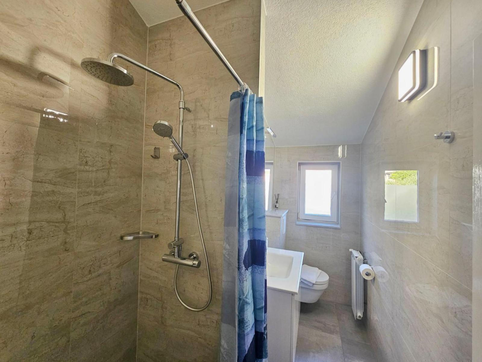 Tomic Apartman *